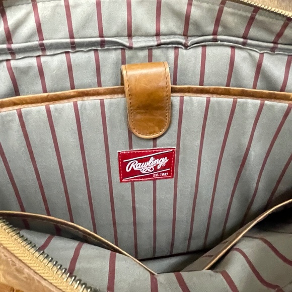 Unisex Rawlings Adjustable Brown Baseball Glove Leather Messenger Bag - Picture 3 of 16